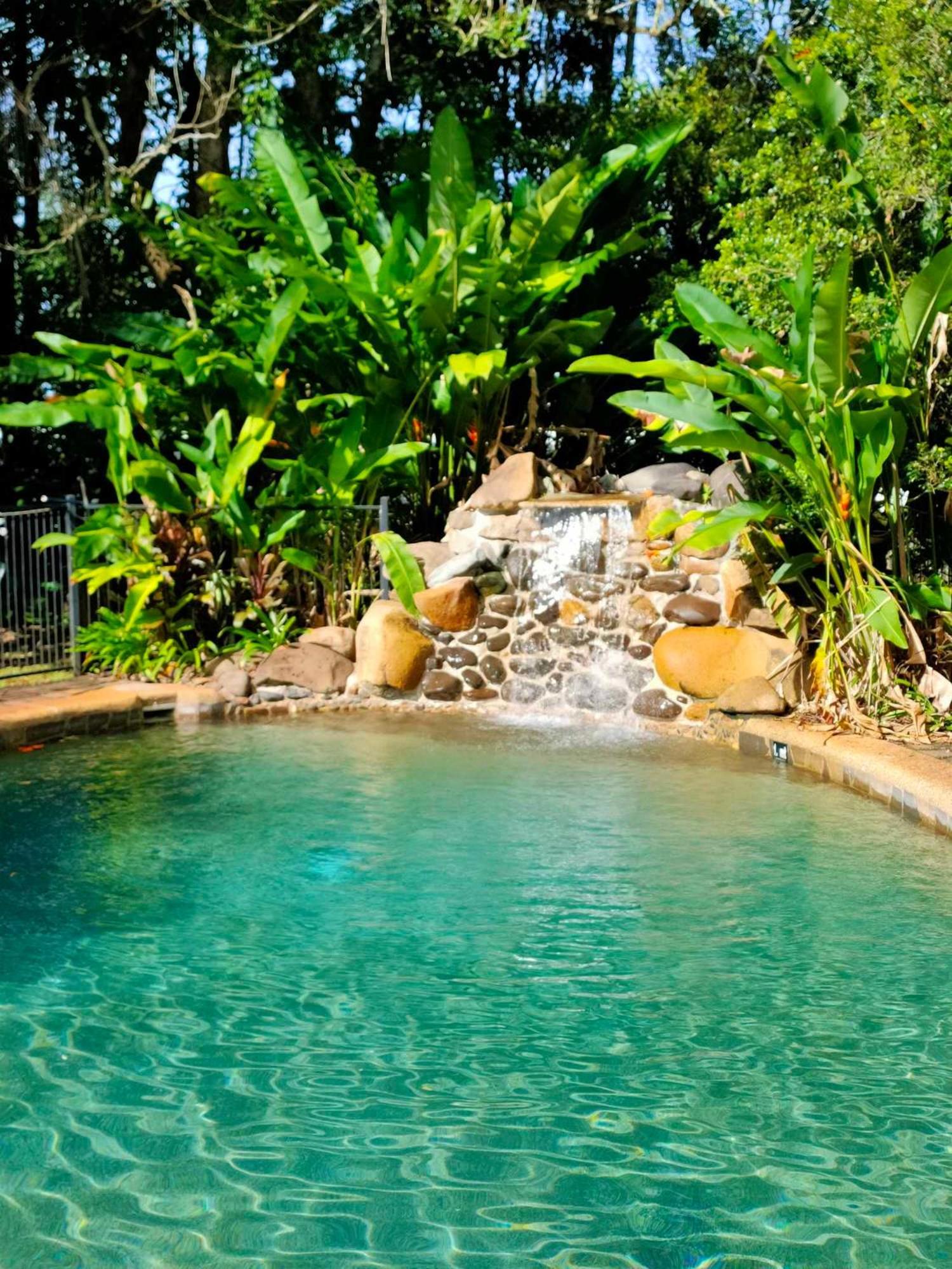 Malanda Lodge エクステリア 写真