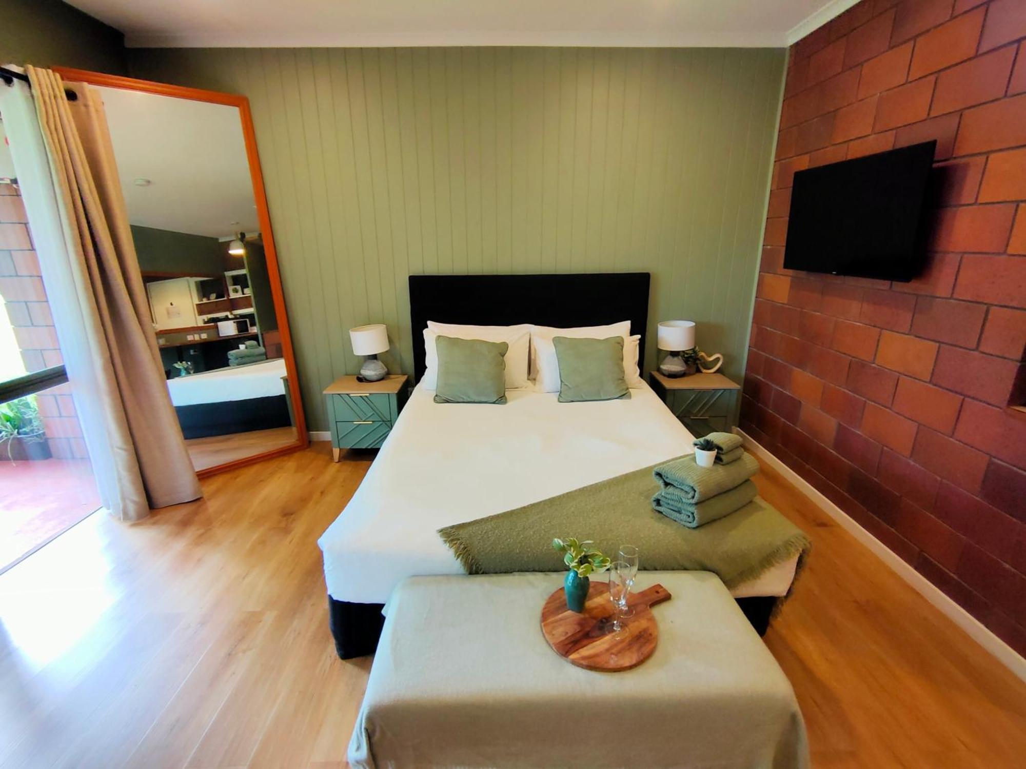 Malanda Lodge エクステリア 写真